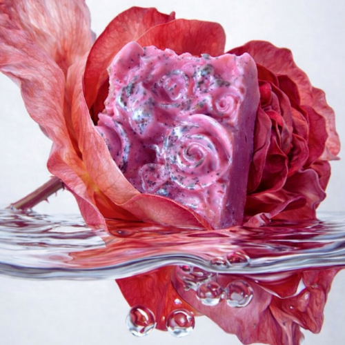 🌹 Rose Peppermint & Blackberry Seed Soap